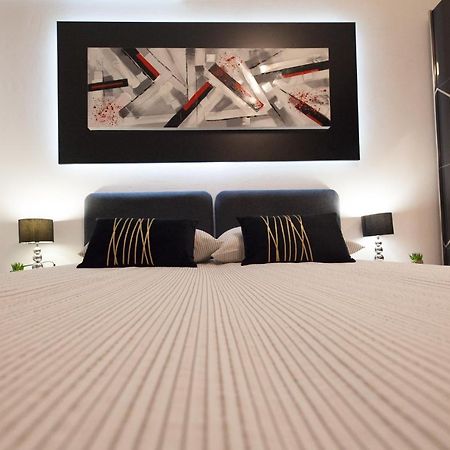 Apartman Aurelius - Private Parking 奥西耶克 外观 照片