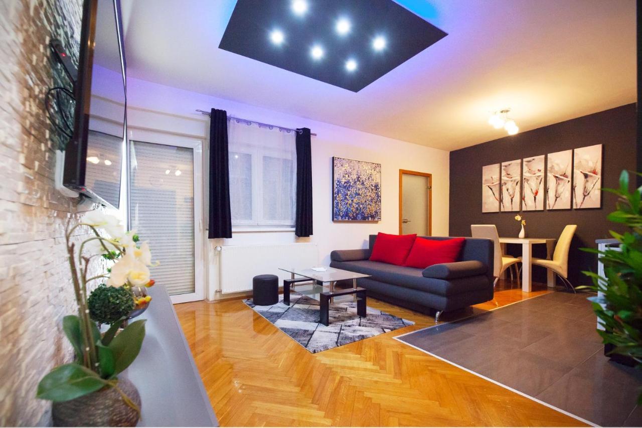 Apartman Aurelius - Private Parking 奥西耶克 外观 照片